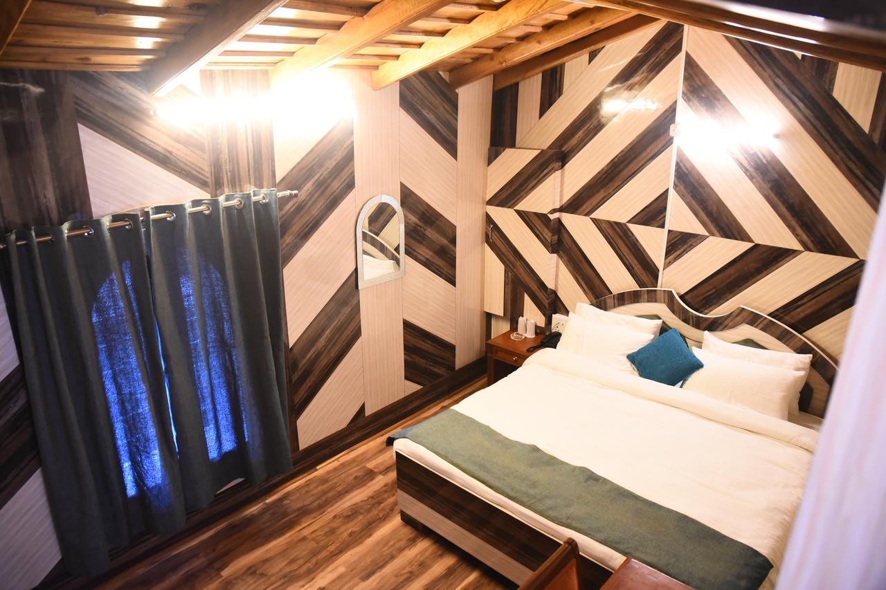 Hotel Skylark Nainital Εξωτερικό φωτογραφία